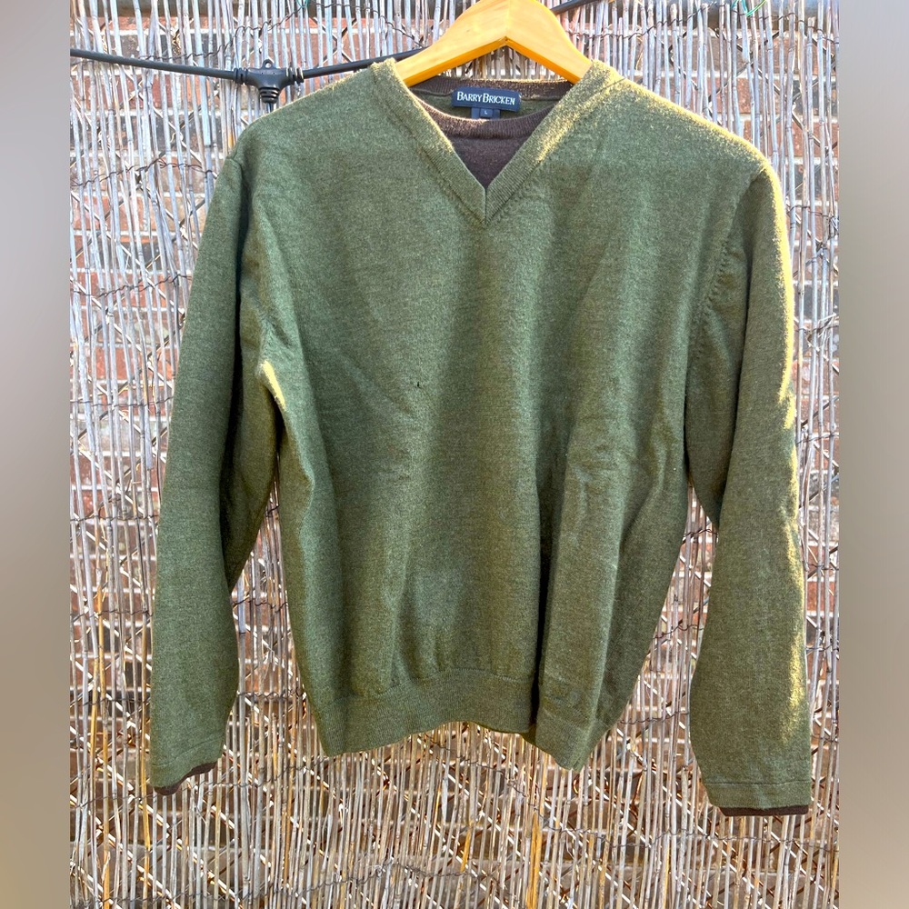 Barry Bricken Vintage 100% Wool Sweater / L